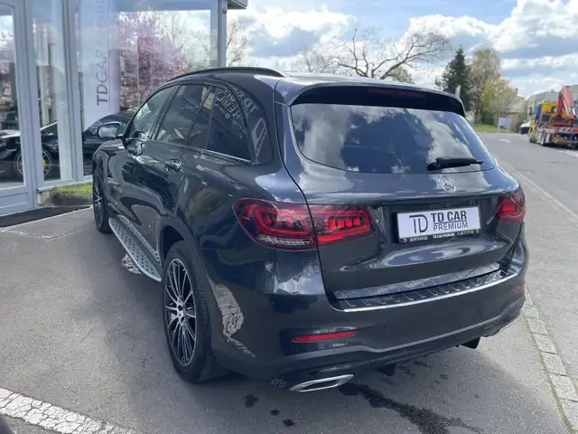 Mercedes-Benz GLC Class view 14