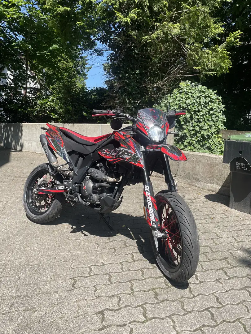 Aprilia SX 125 Zwart - 1
