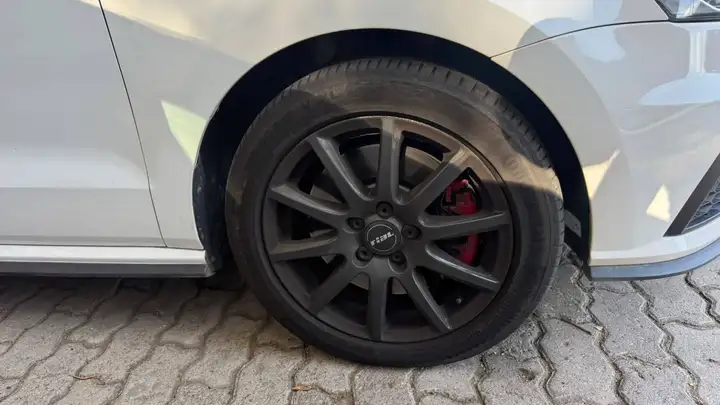 Volkswagen Polo 1.8 TSI BMT GTI 3p 2015, foto 10
