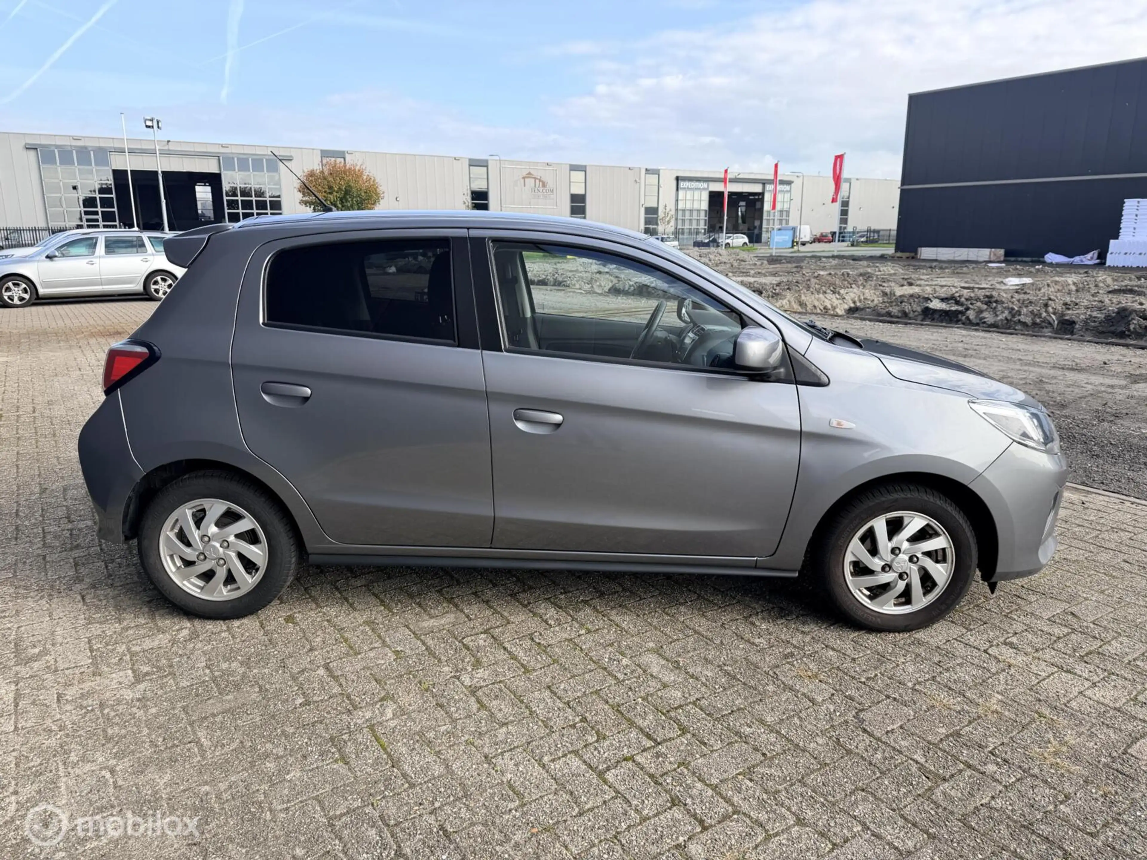 Mitsubishi Space Star 1.2 Intense — photo 21