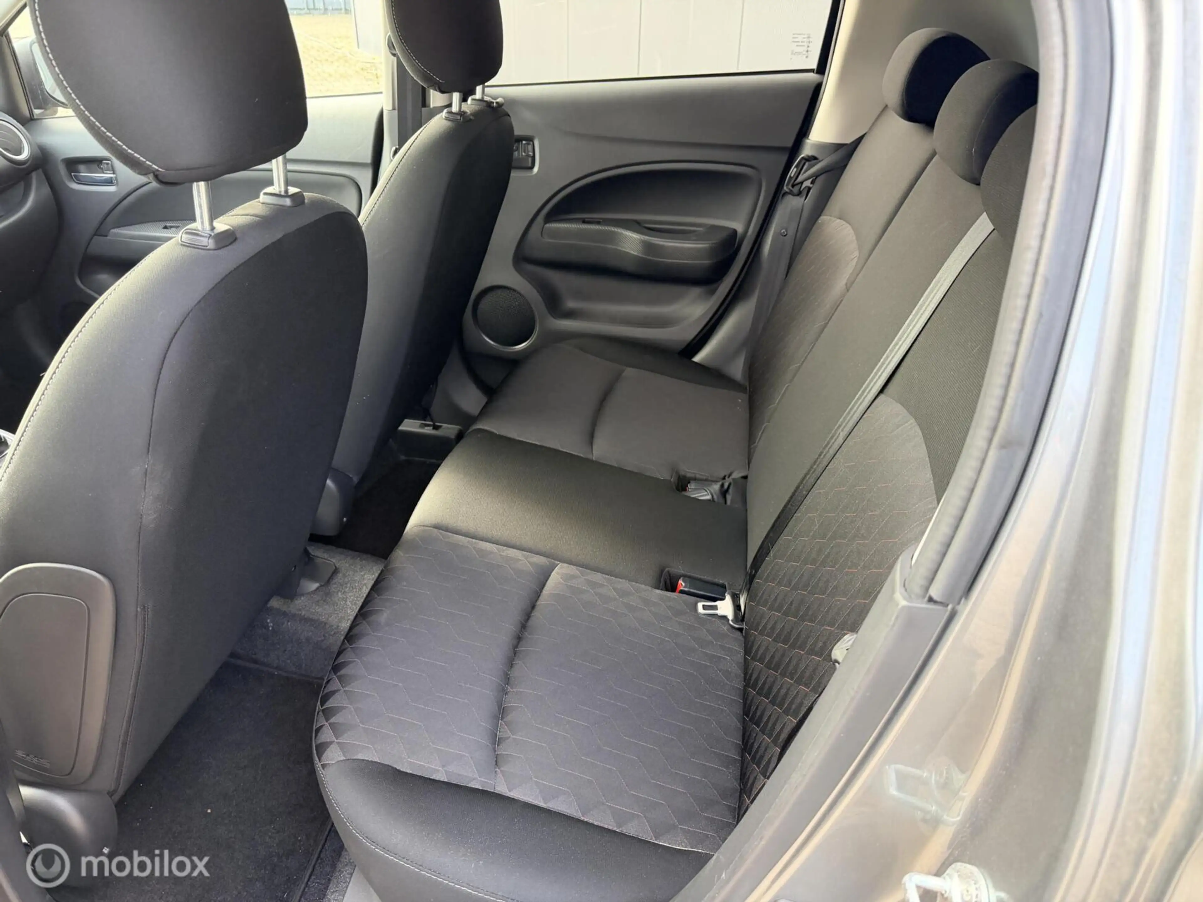 Mitsubishi Space Star 1.2 Intense — photo 7