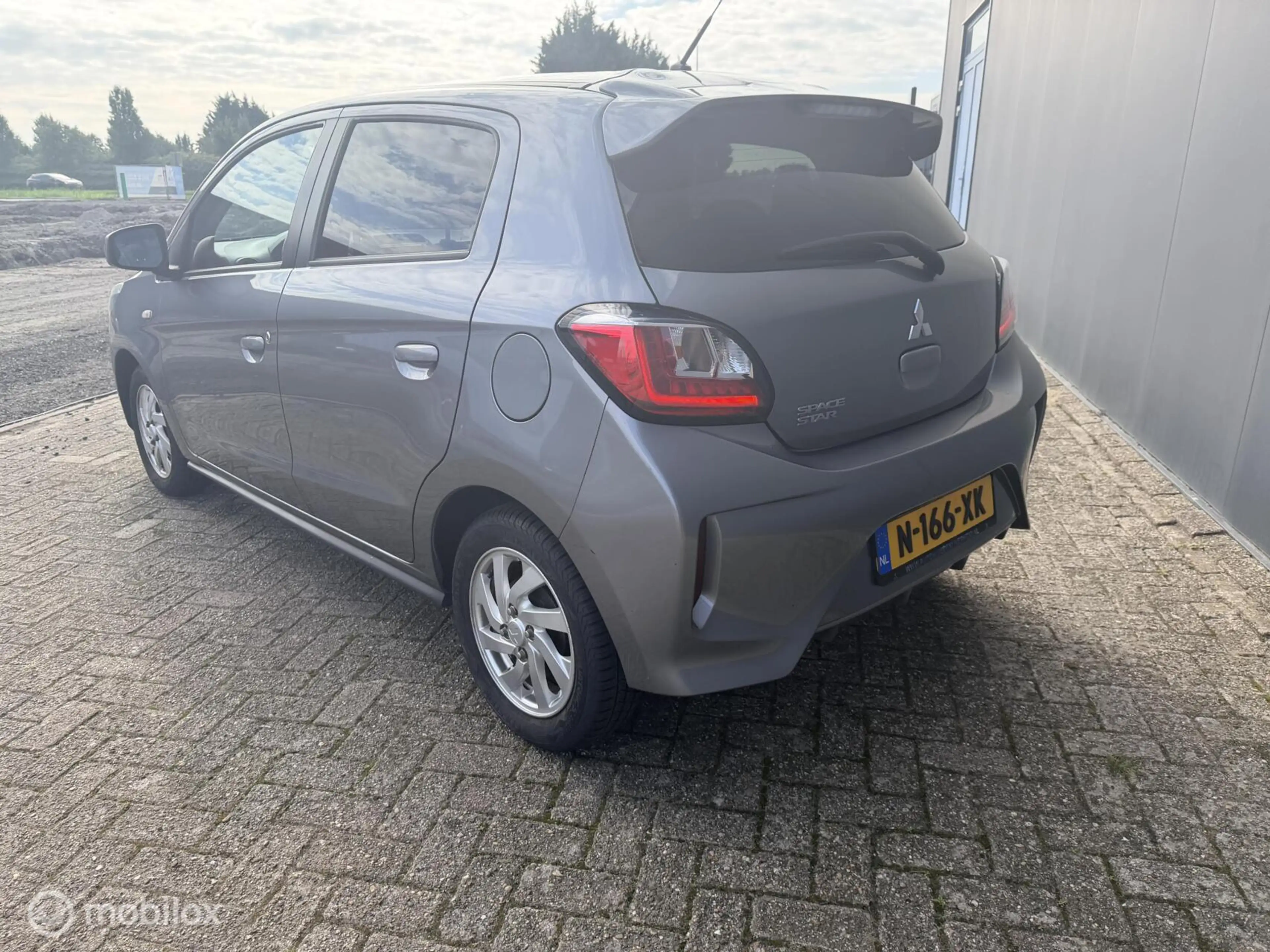 Mitsubishi Space Star 1.2 Intense — photo 3