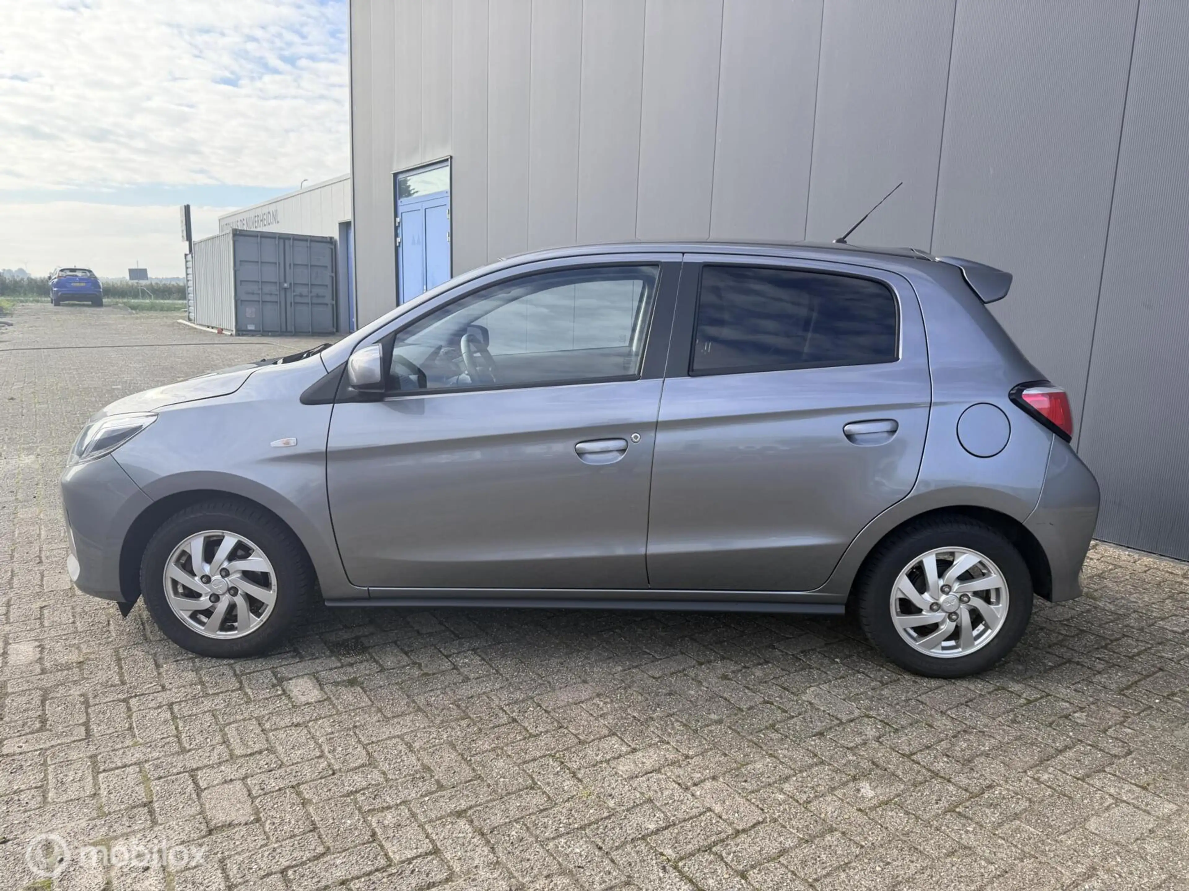 Mitsubishi Space Star 1.2 Intense — photo 2