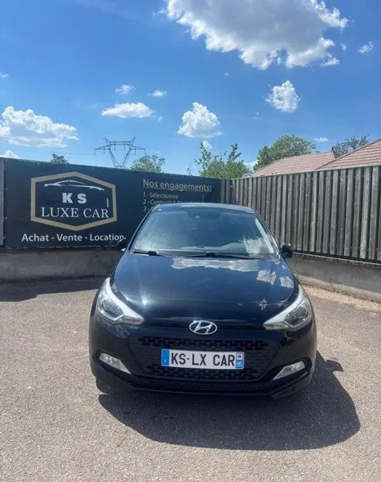 Hyundai i20 1.2 I 84Cv Creative 1 Ã¨res mains