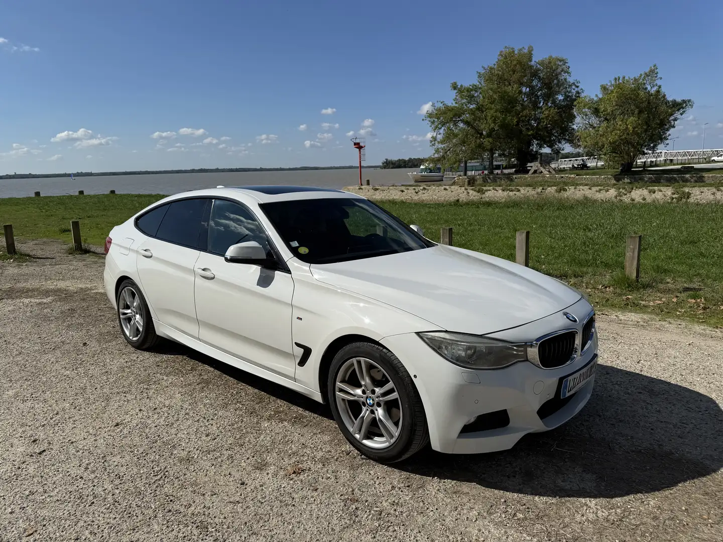 BMW 320 Gran Turismo 320d xdrive 184 ch M Sport A Blanc - 1
