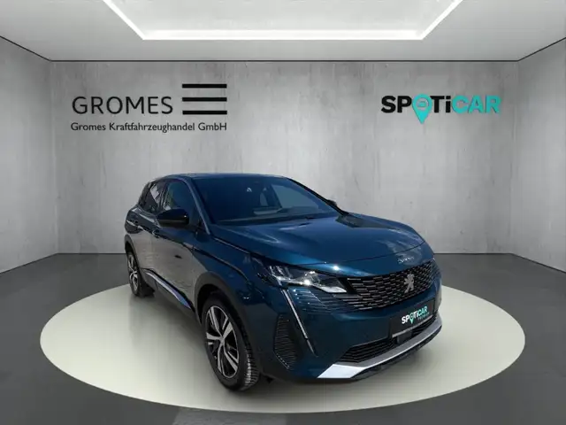Peugeot 3008 main image