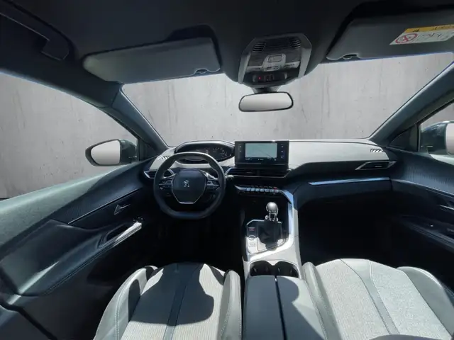 Peugeot 3008 view 12