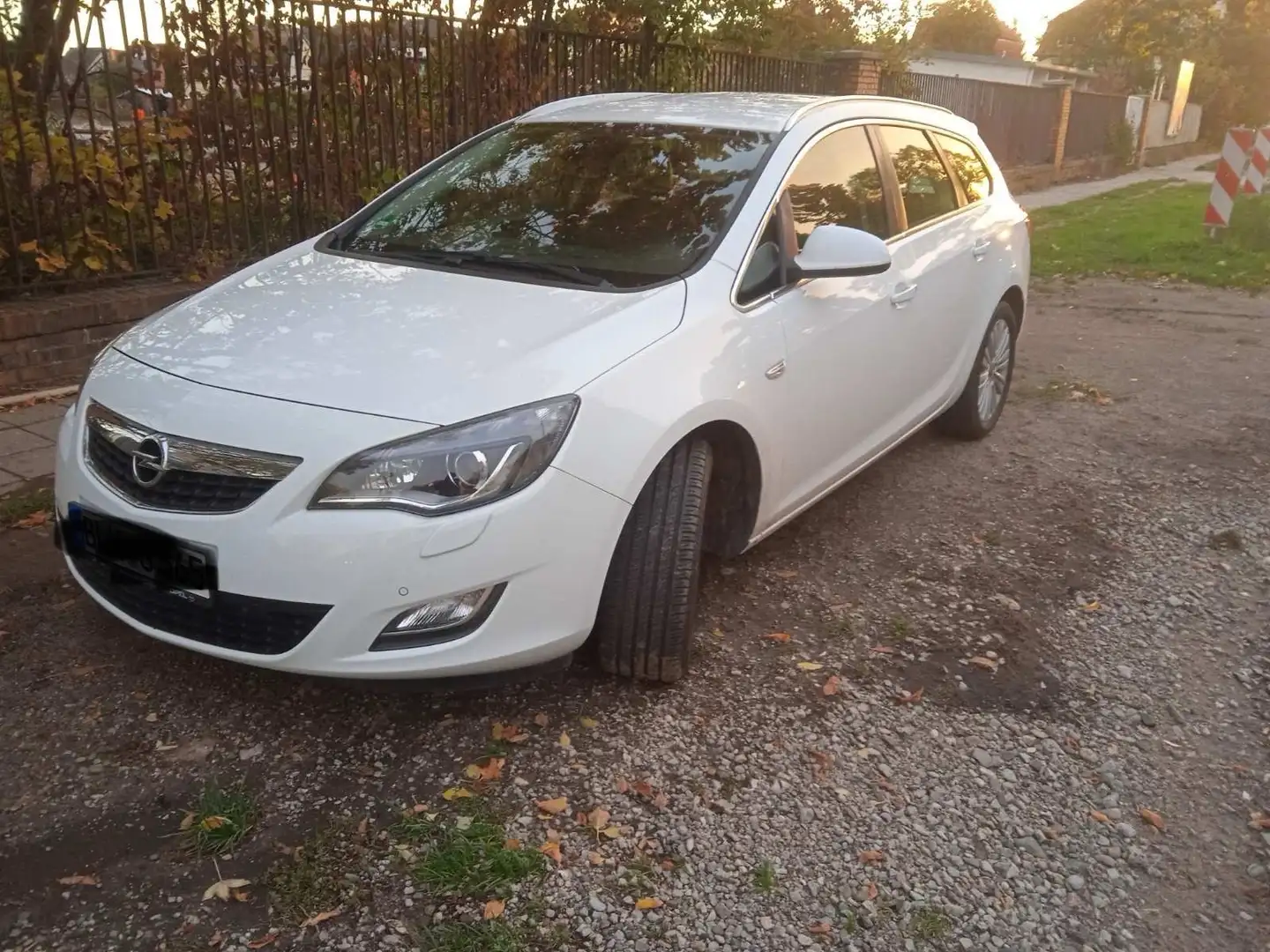 Opel Astra 2.0 cdti Blanco - 1