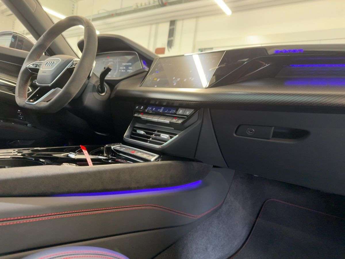 Audi e-tron GT RS