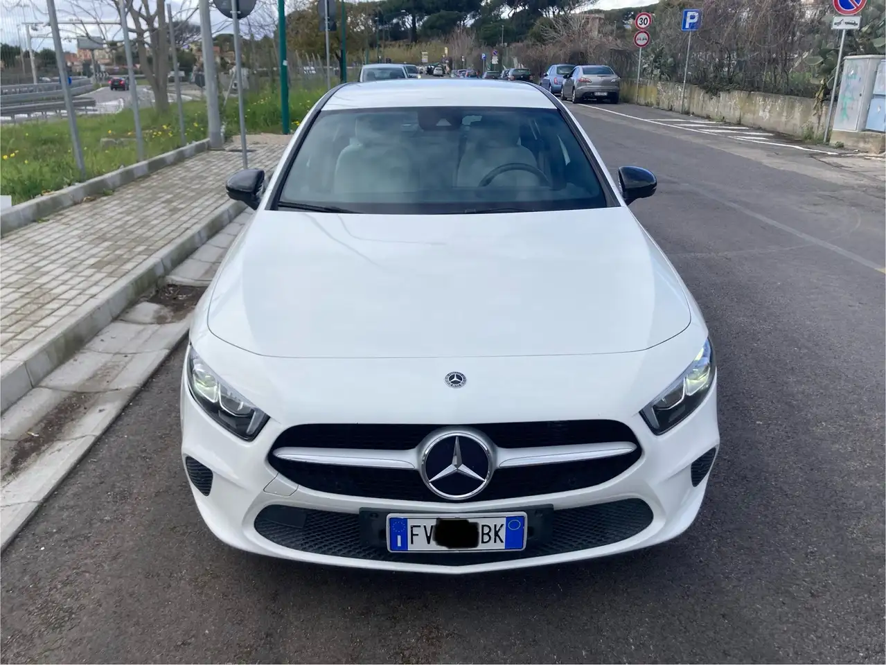 Mercedes-Benz A 180