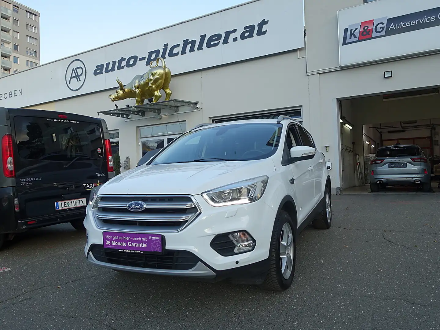 Ford Kuga 2,0 TDCi Titanium Start/Stop Powershift Aut. AWD Weiß - 1