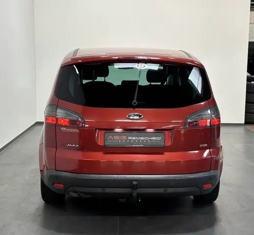 Ford S-Max view 6