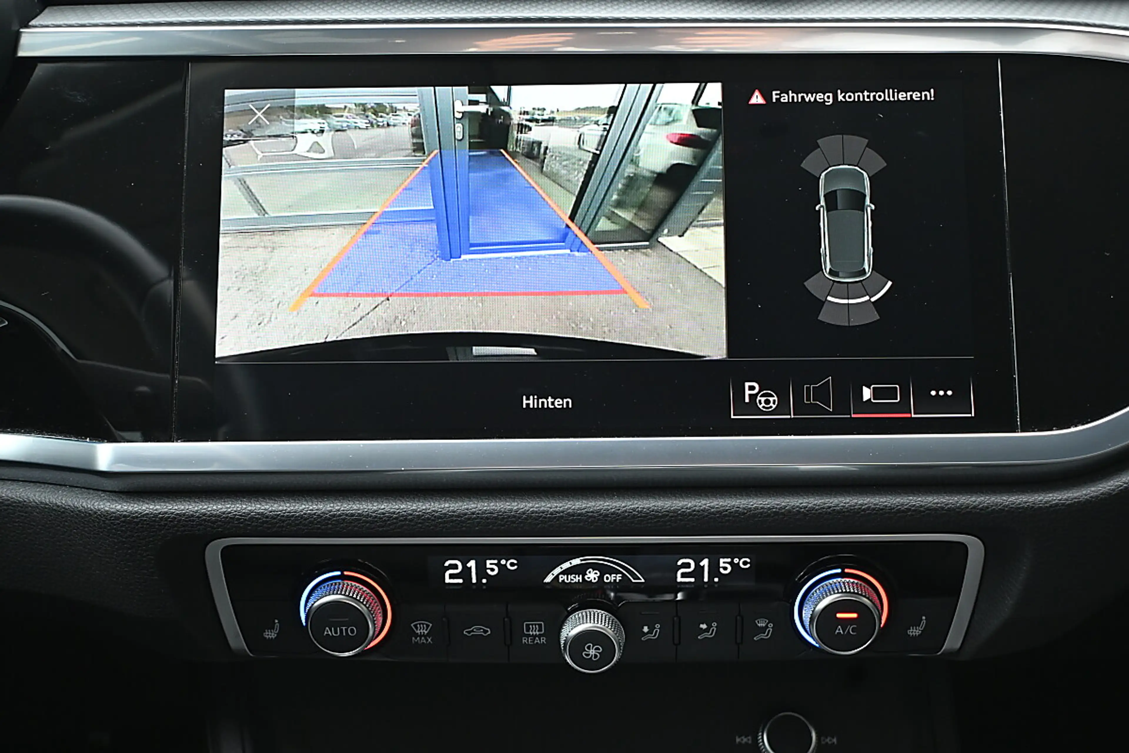 Audi Q3 35 TDI advanced S-tronic ACC, Kamera, LED, Navi... — photo 9