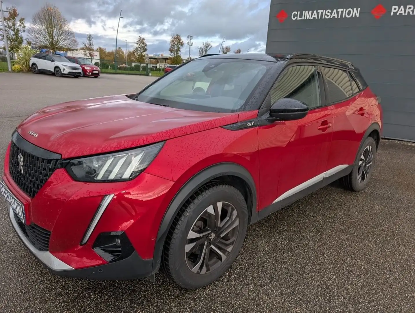 Peugeot 2008 1.2 PURETECH 130CH S\u0026S GT EAT8 Rot - 2