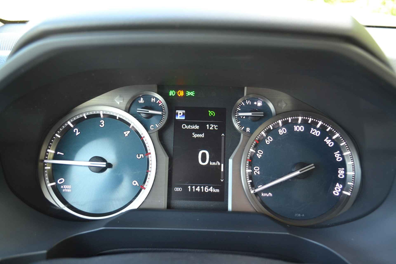 Toyota Land Cruiser 150 2.8 D-4D-F Comfort Window Van — photo 11