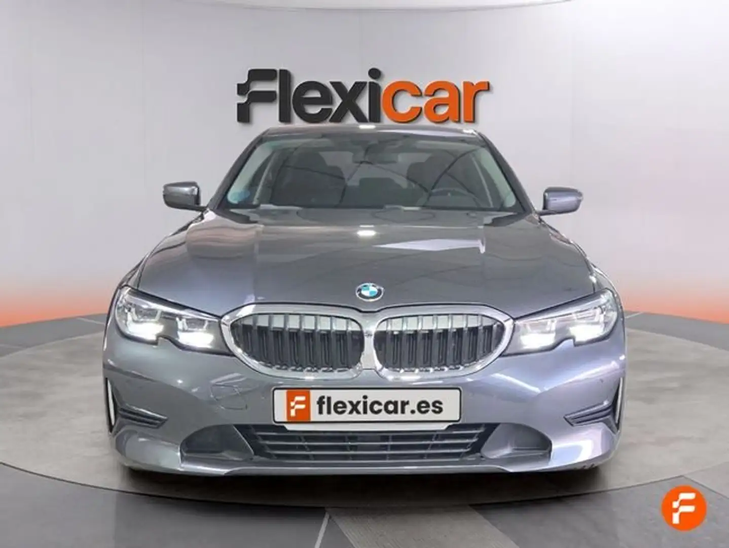 BMW 320 320d Auto.Touring Gris - 2