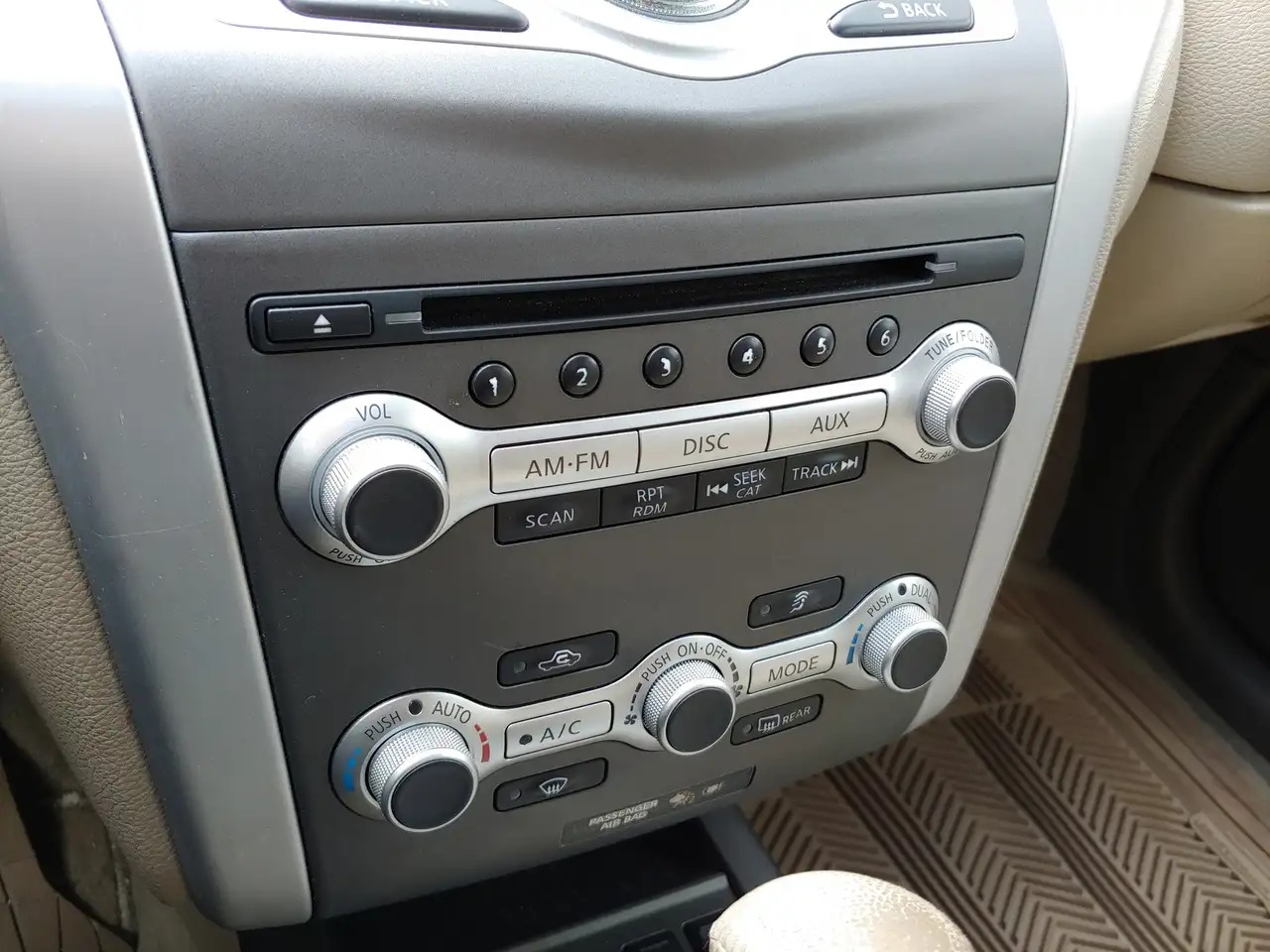 Nissan Murano снимка Nissan Murano