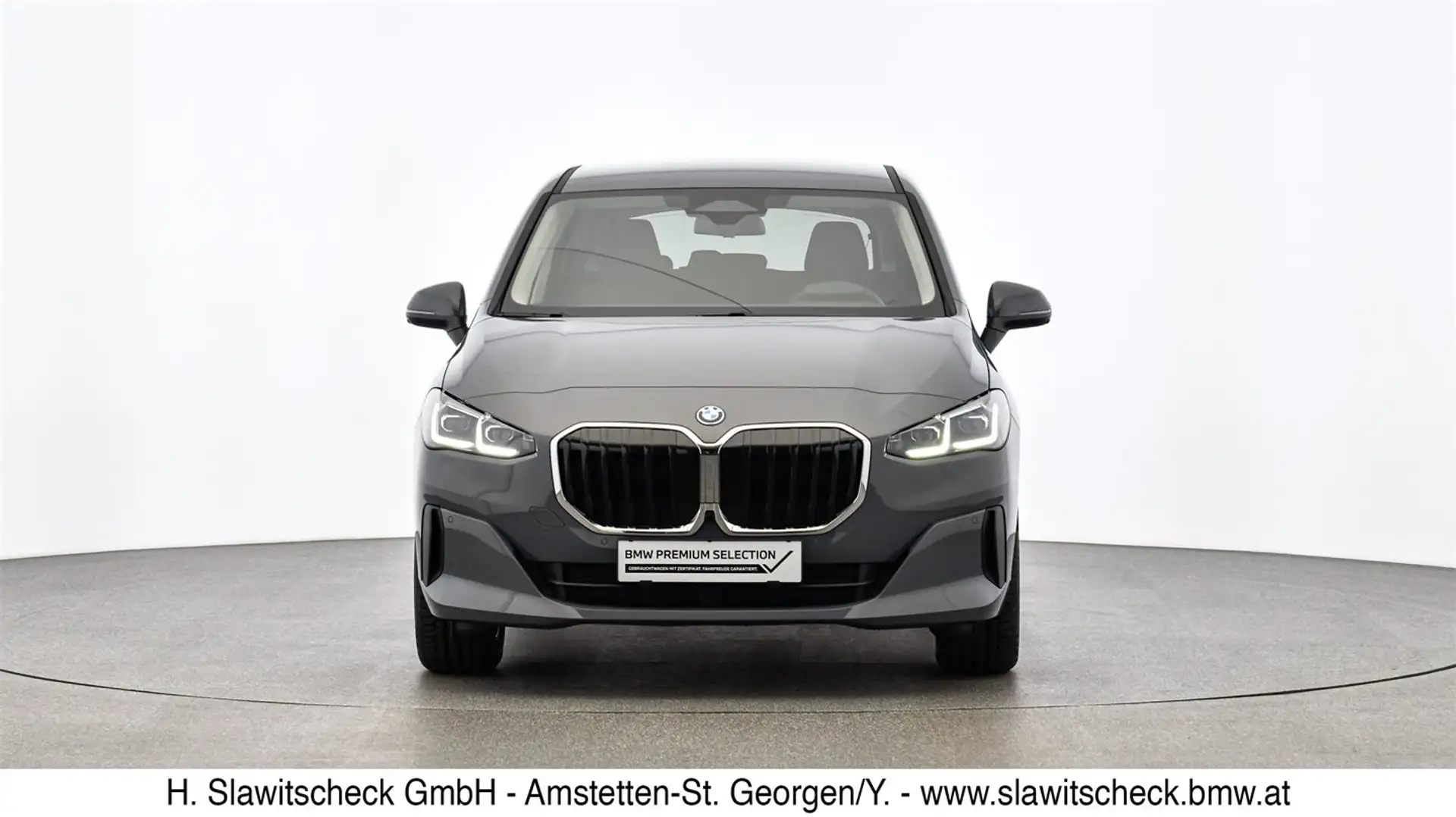 BMW 225 e xDrive Active Tourer Grau - 2