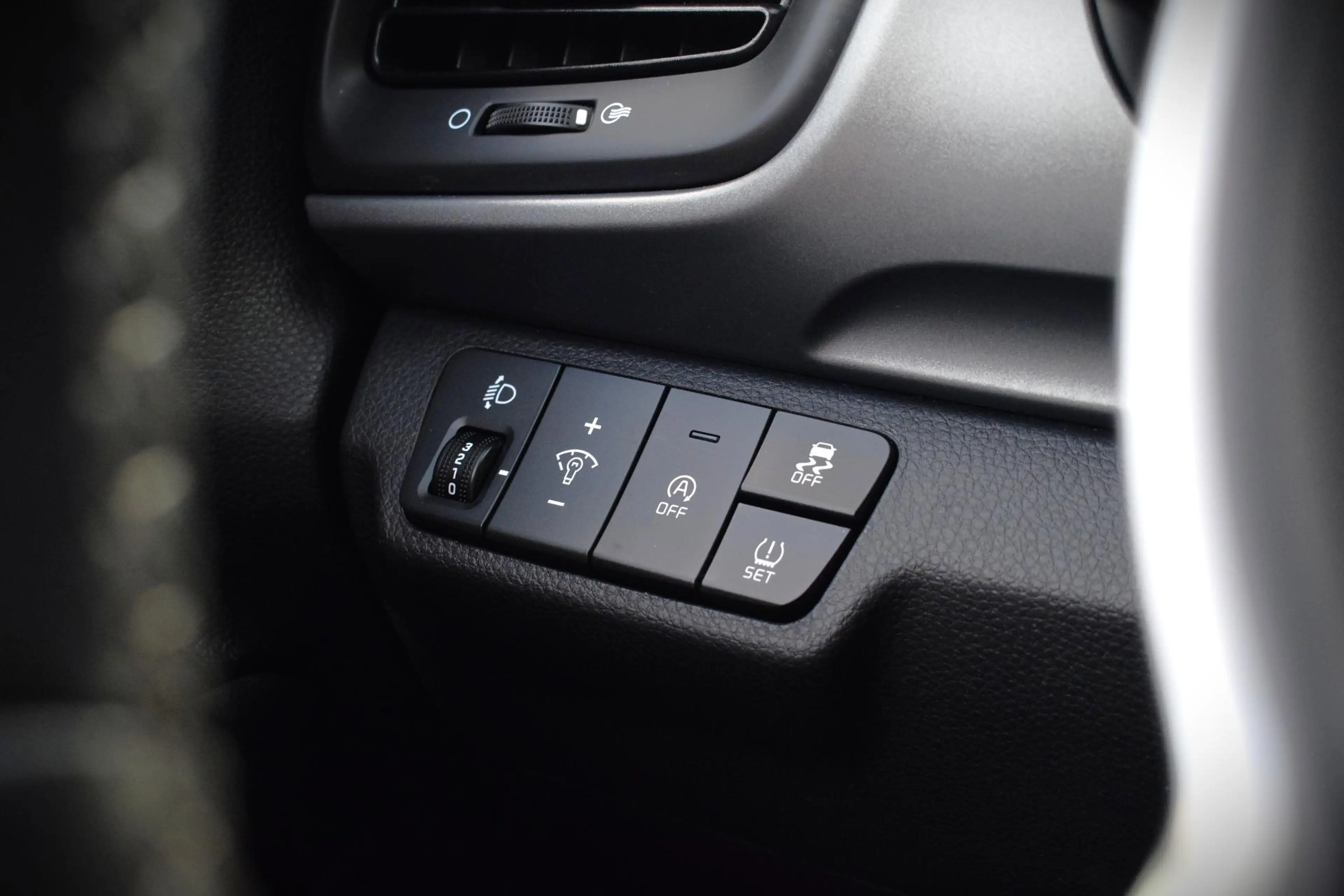 Kia Stonic 1.0 T-GDi MHEV DynamicLine |CAMERA|CARPLAY|CRUISE| — photo 19