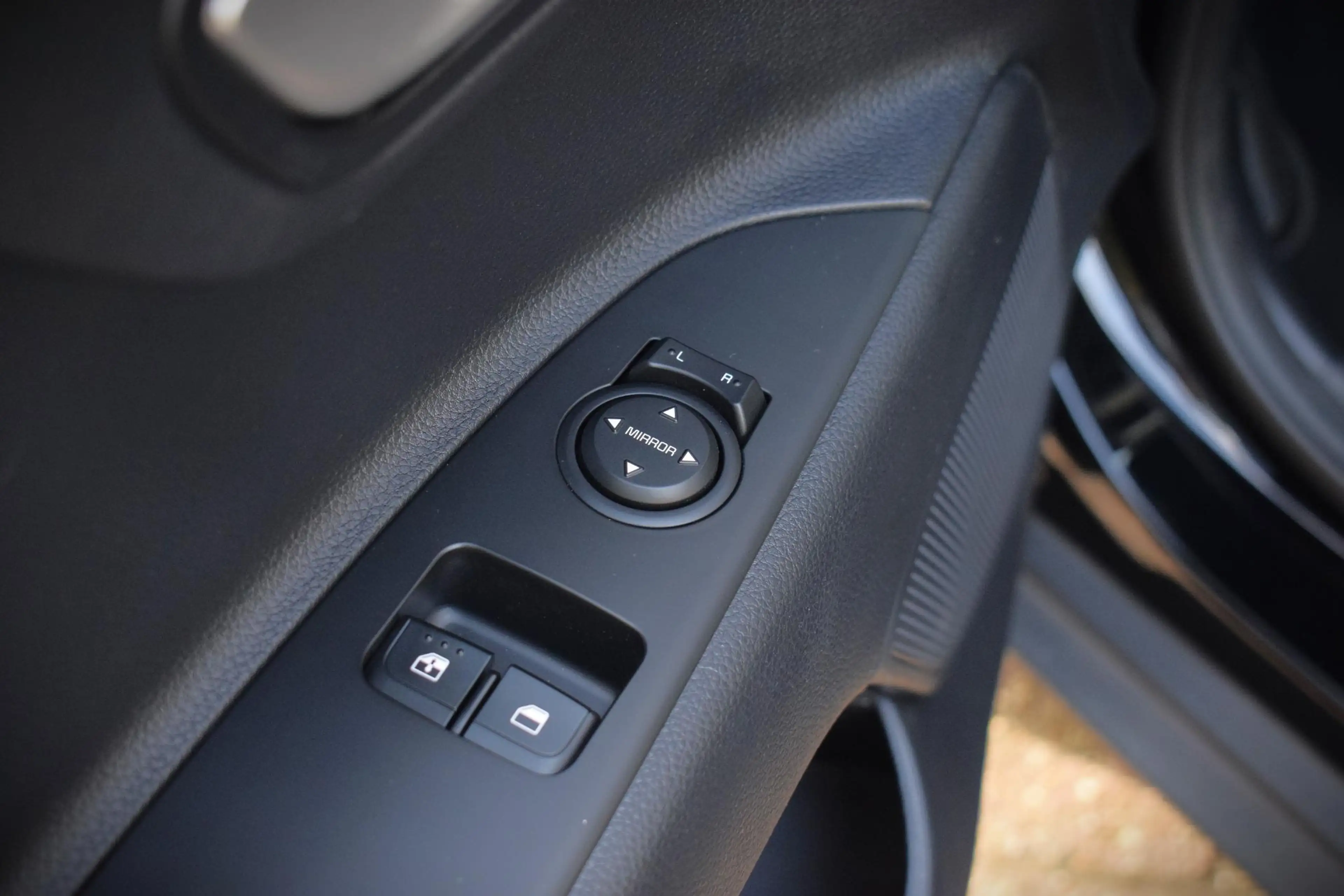 Kia Stonic 1.0 T-GDi MHEV DynamicLine |CAMERA|CARPLAY|CRUISE| — photo 18