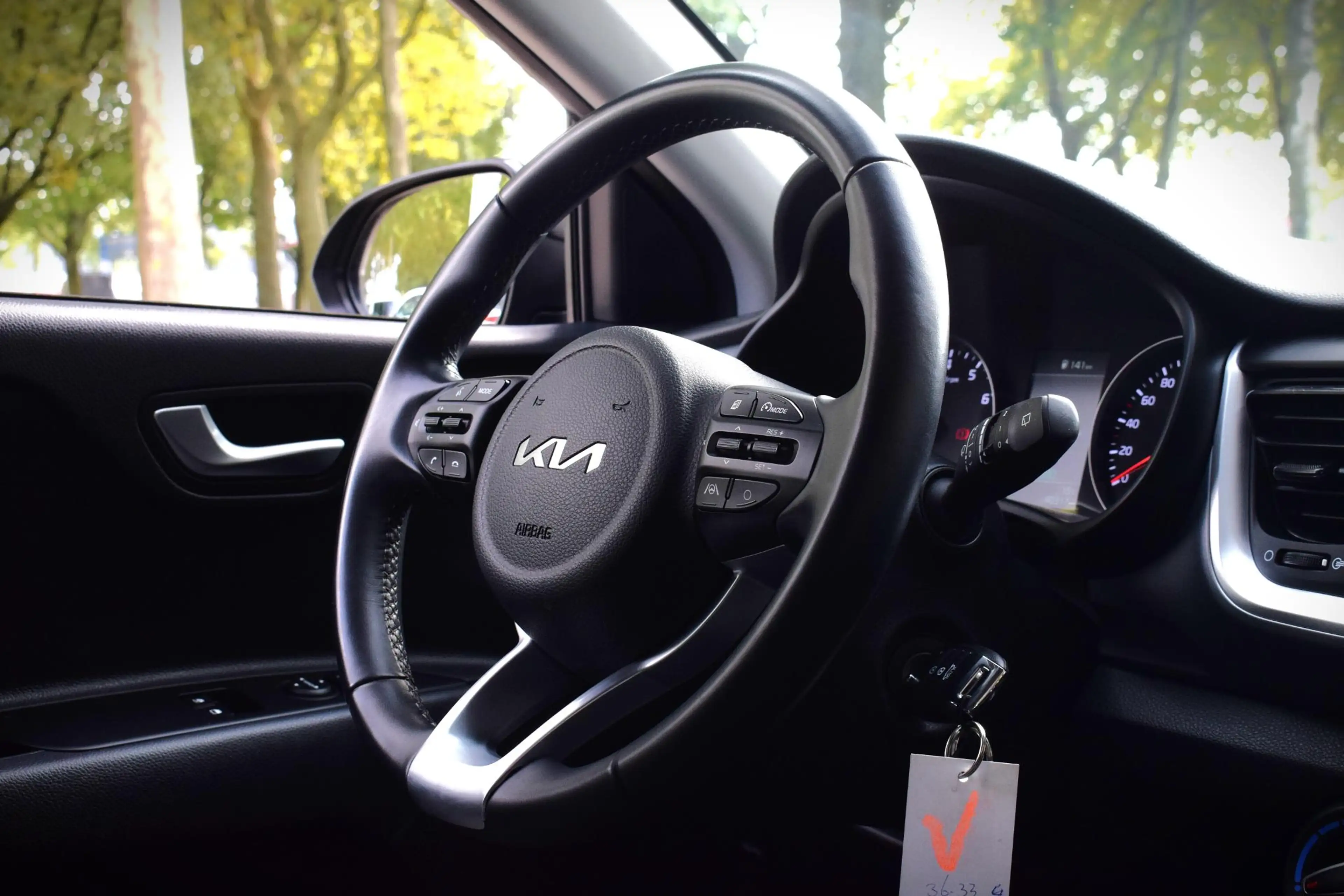 Kia Stonic 1.0 T-GDi MHEV DynamicLine |CAMERA|CARPLAY|CRUISE| — photo 8