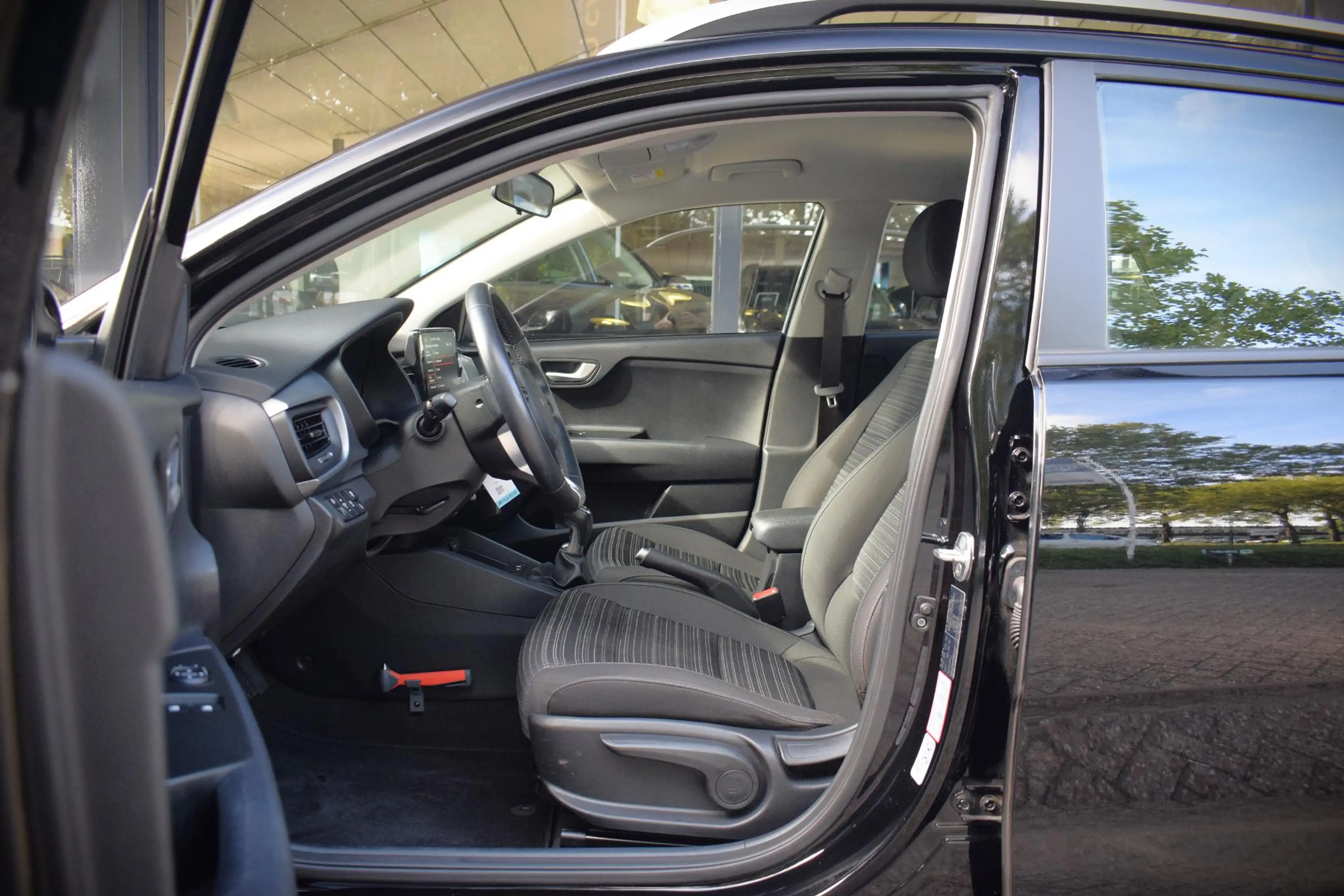 Kia Stonic 1.0 T-GDi MHEV DynamicLine |CAMERA|CARPLAY|CRUISE| — photo 28
