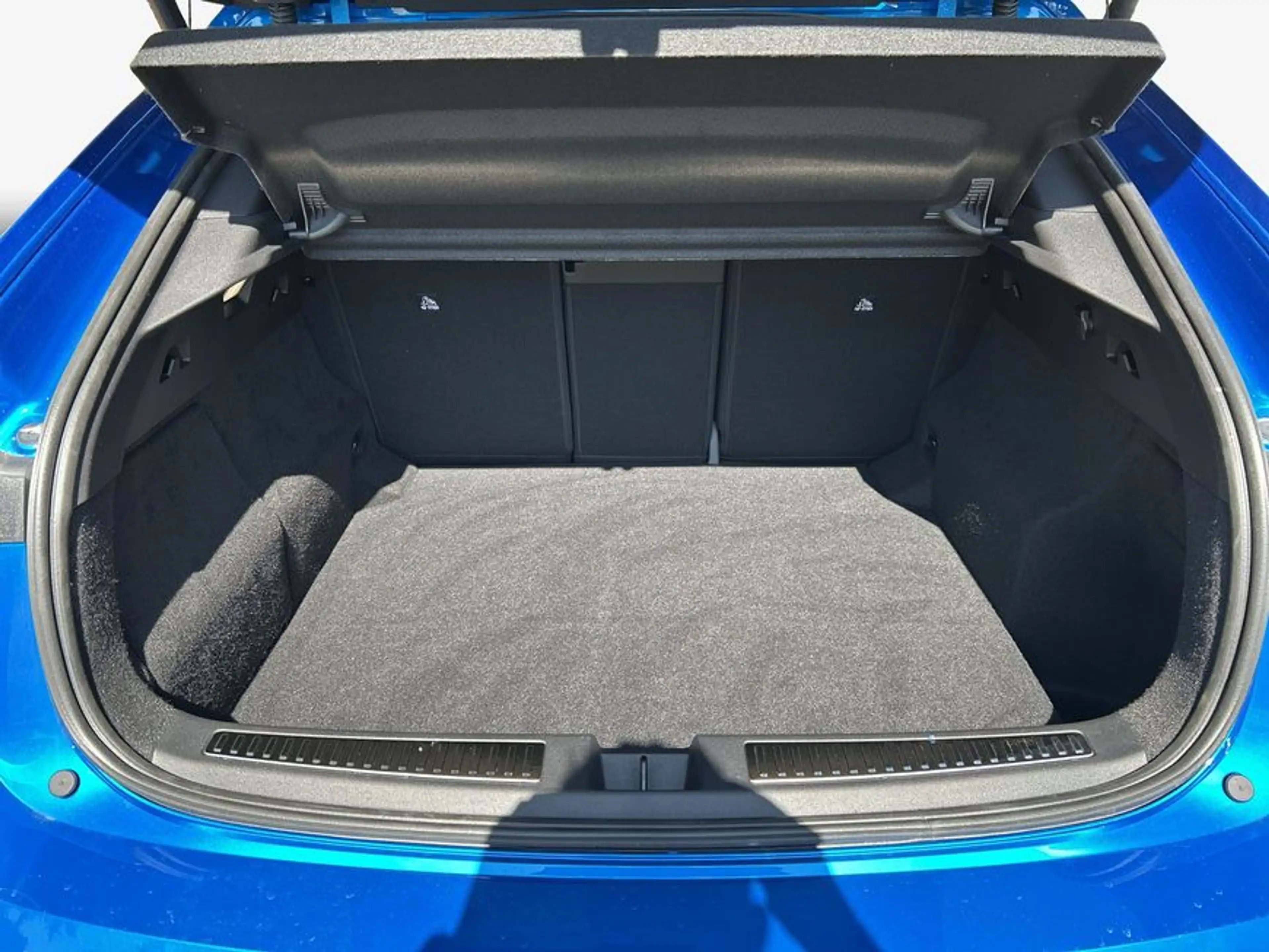 Renault Rafale E-TECH Full Hybrid 200 Esprit Alpine — photo 8