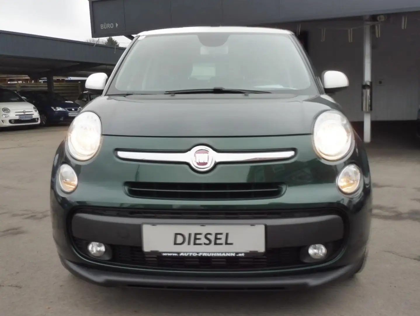 Fiat 500L Living 1,6 MultiJet II 120 Start&Stop Lounge Grün - 2
