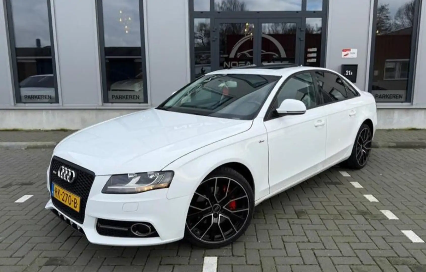 Audi A4 2.0 TFSI multitronic Attraction - 1