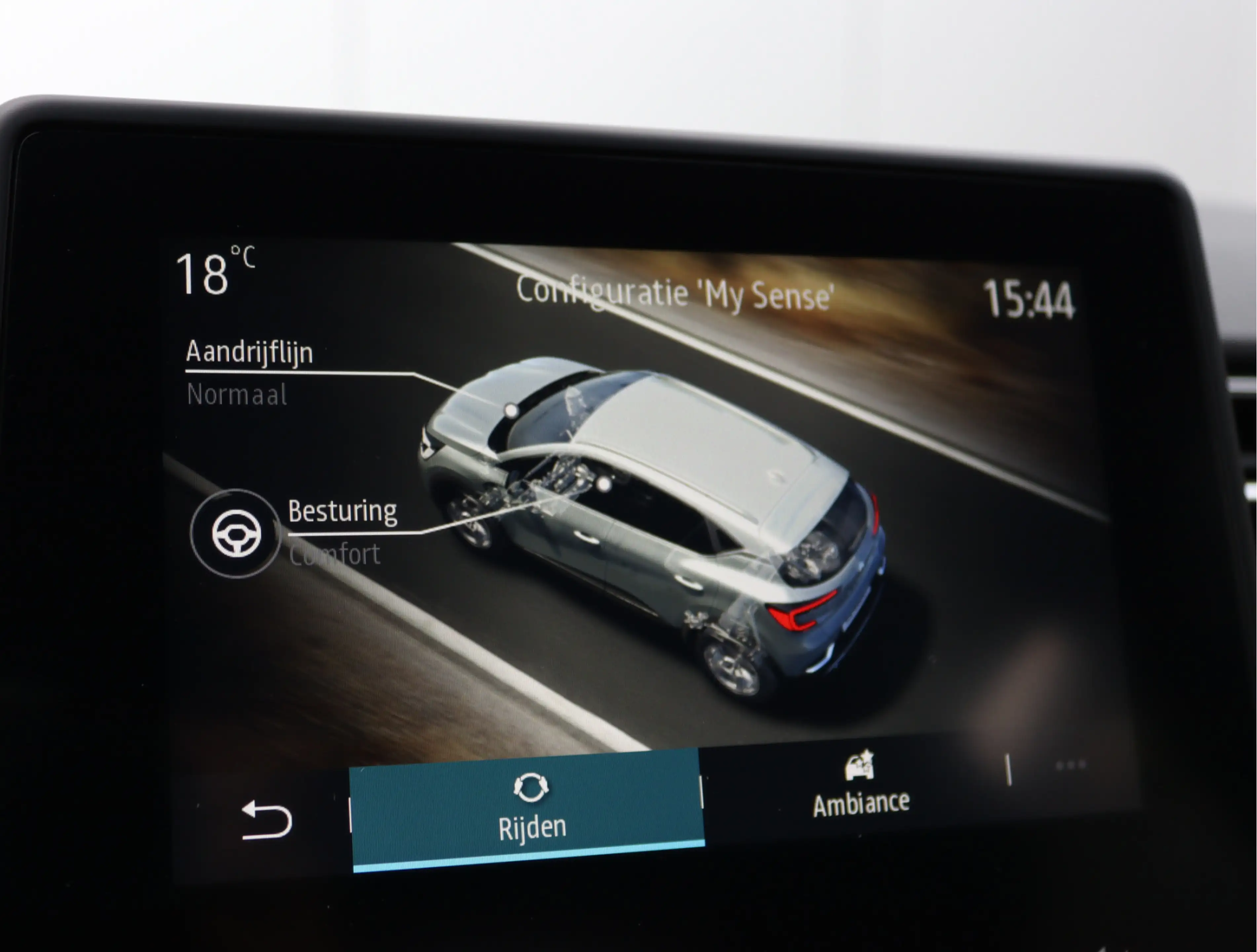 Renault Captur 1.6 E-Tech full hybrid 145 techno | Camera | LED | — photo 43