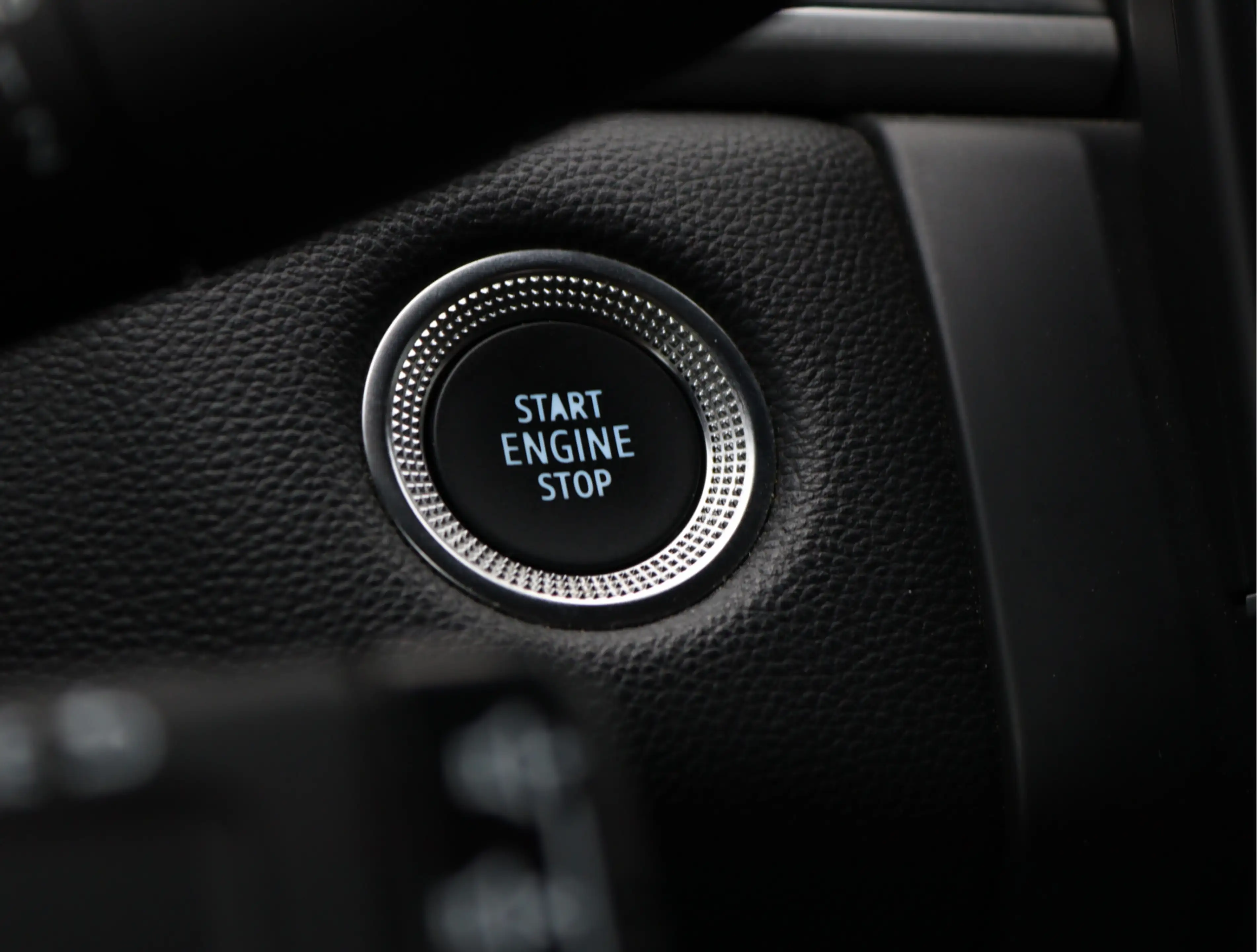 Renault Captur 1.6 E-Tech full hybrid 145 techno | Camera | LED | — photo 34