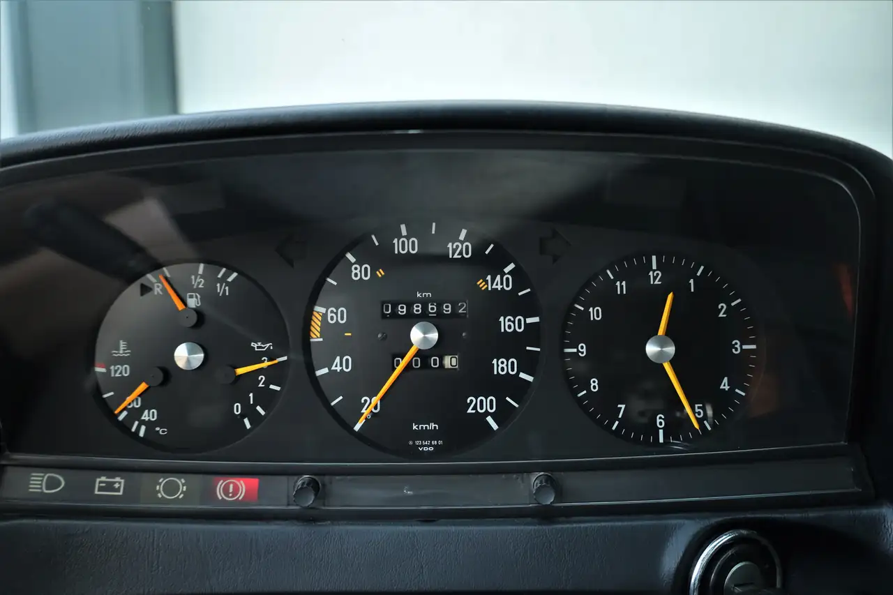 Mercedes-Benz CE 280 200-280 (W123) 230 98692km Belastingvrij, foto 5