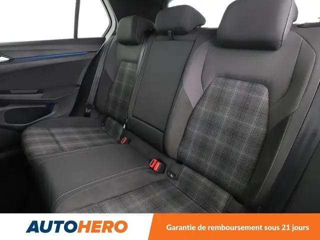Volkswagen Golf view 14