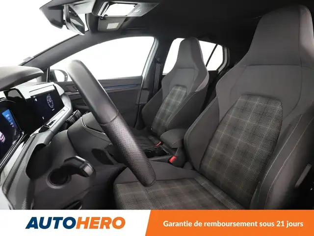 Volkswagen Golf view 10