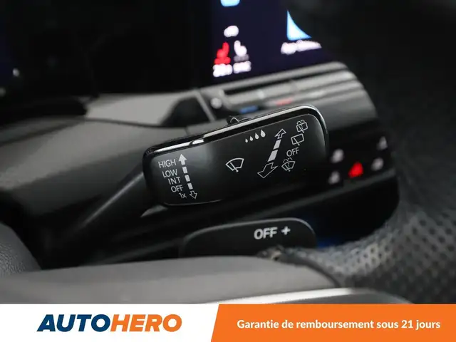 Volkswagen Golf view 21
