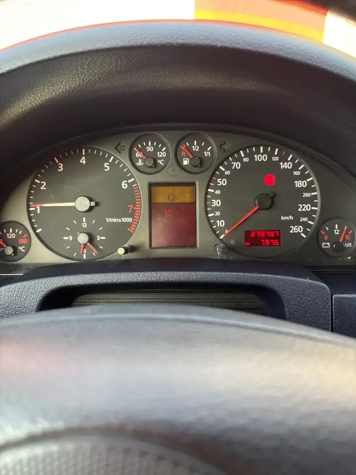 Audi A6 Avant 2.8 quattro, foto 3