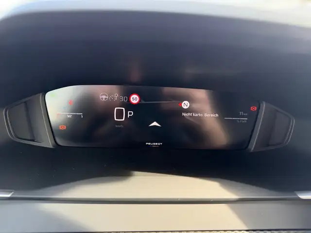 Peugeot 2008 view 10