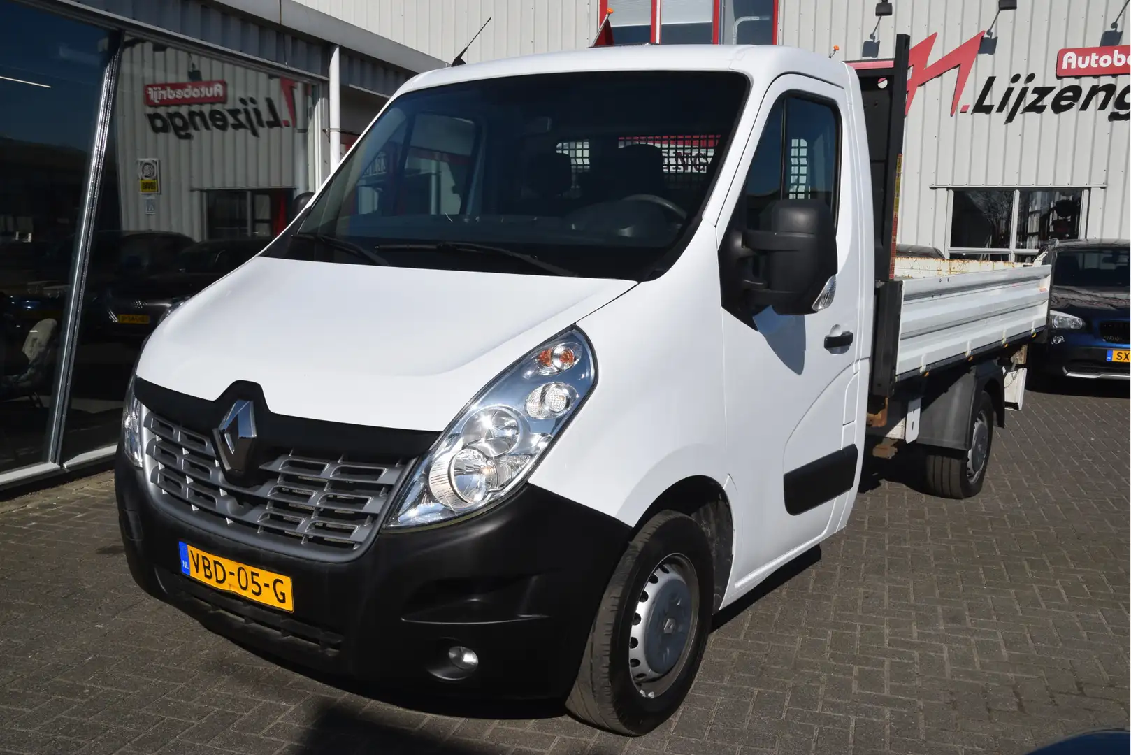 Renault Master T35 2.3 dCi L2H2 Stop & Start 1e eig | Kipper | Op Wit - 2