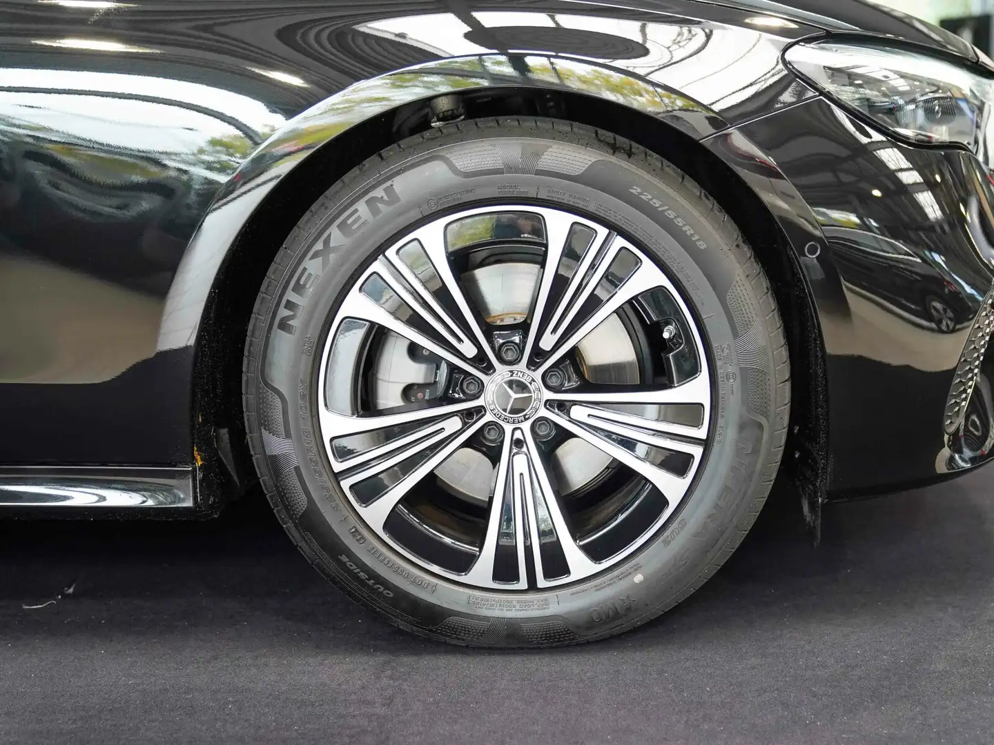 Mercedes-Benz E 220 E 220 d T AVANTGARDE Sonnenschutz Anhängevorrich Verkauft Mel Janz Schwarz - 2