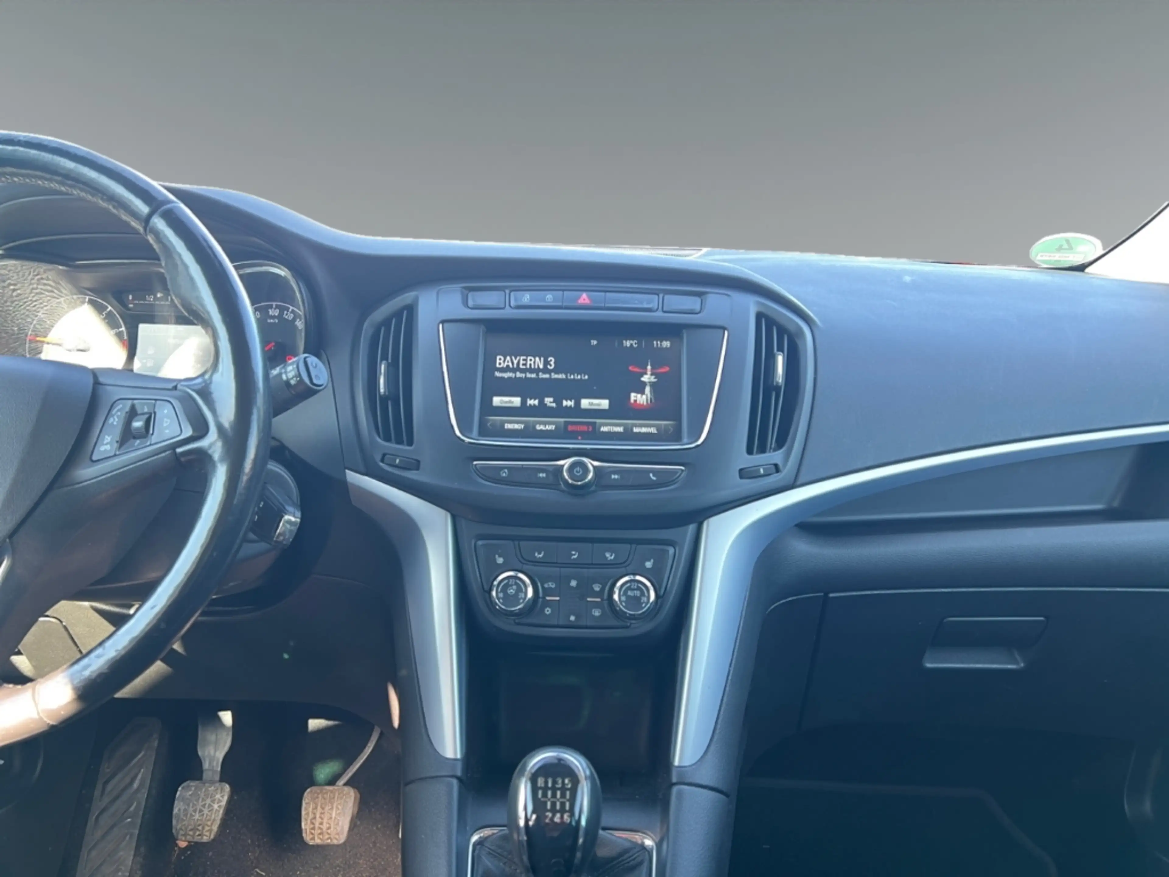 Opel Zafira C 120 Jahre 7-Sitze Start Stop Apple CarPlay Andro — photo 6
