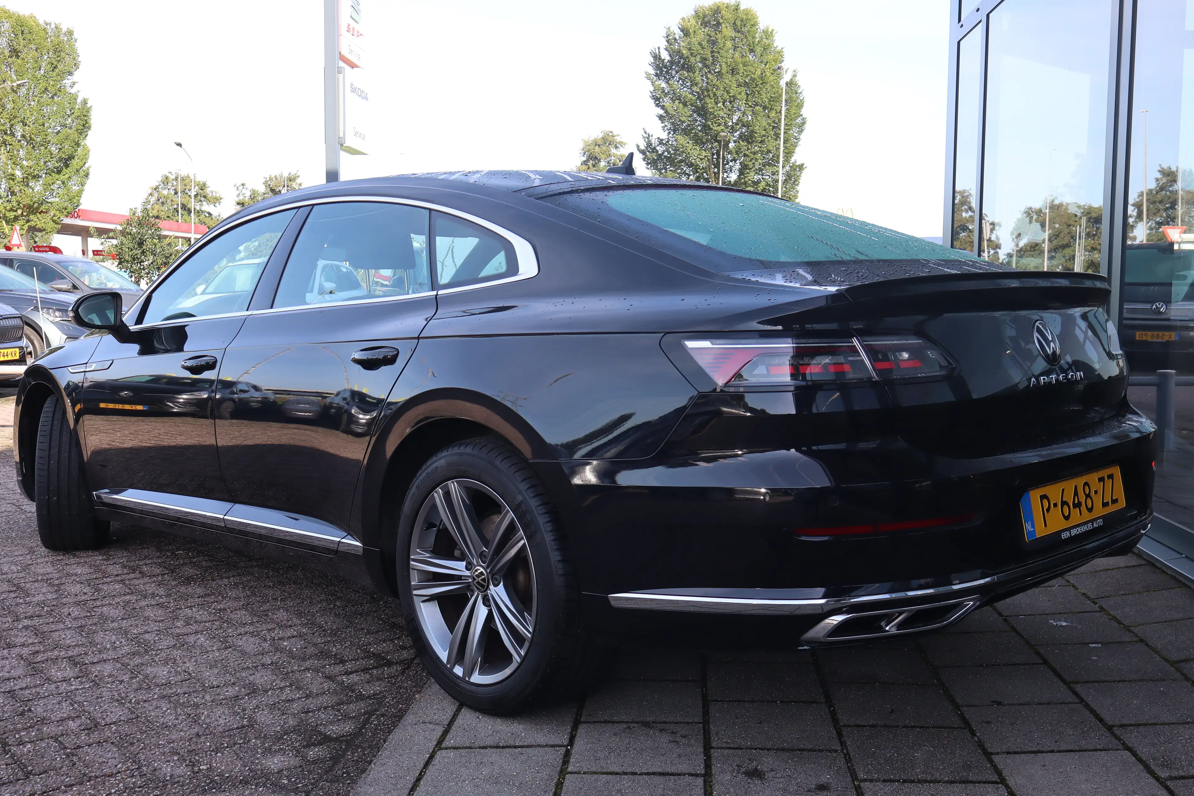 Volkswagen Arteon 1.4 TSI eHybrid R-Line Business+ 217PK | Apple Car — photo 2