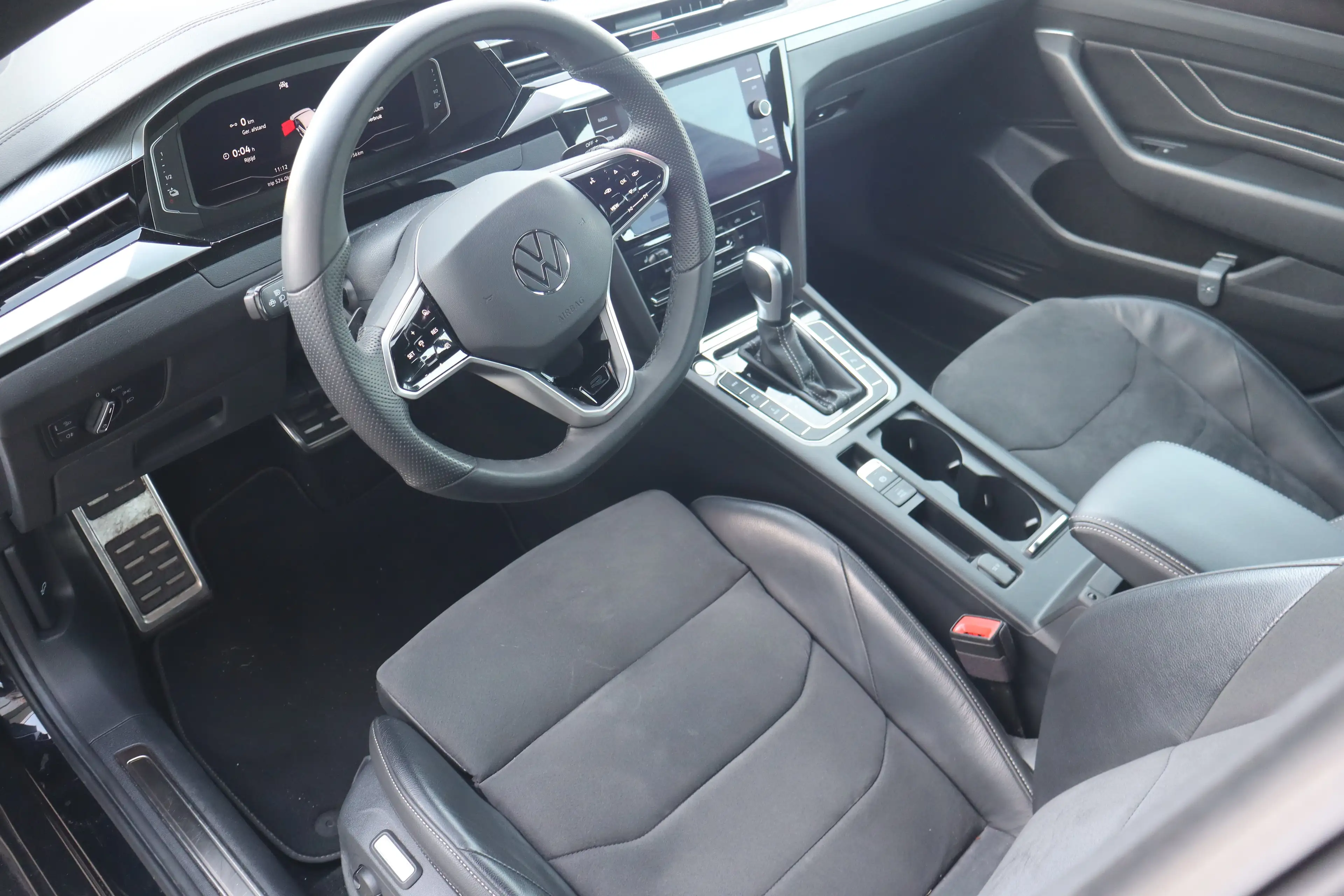 Volkswagen Arteon 1.4 TSI eHybrid R-Line Business+ 217PK | Apple Car — photo 3
