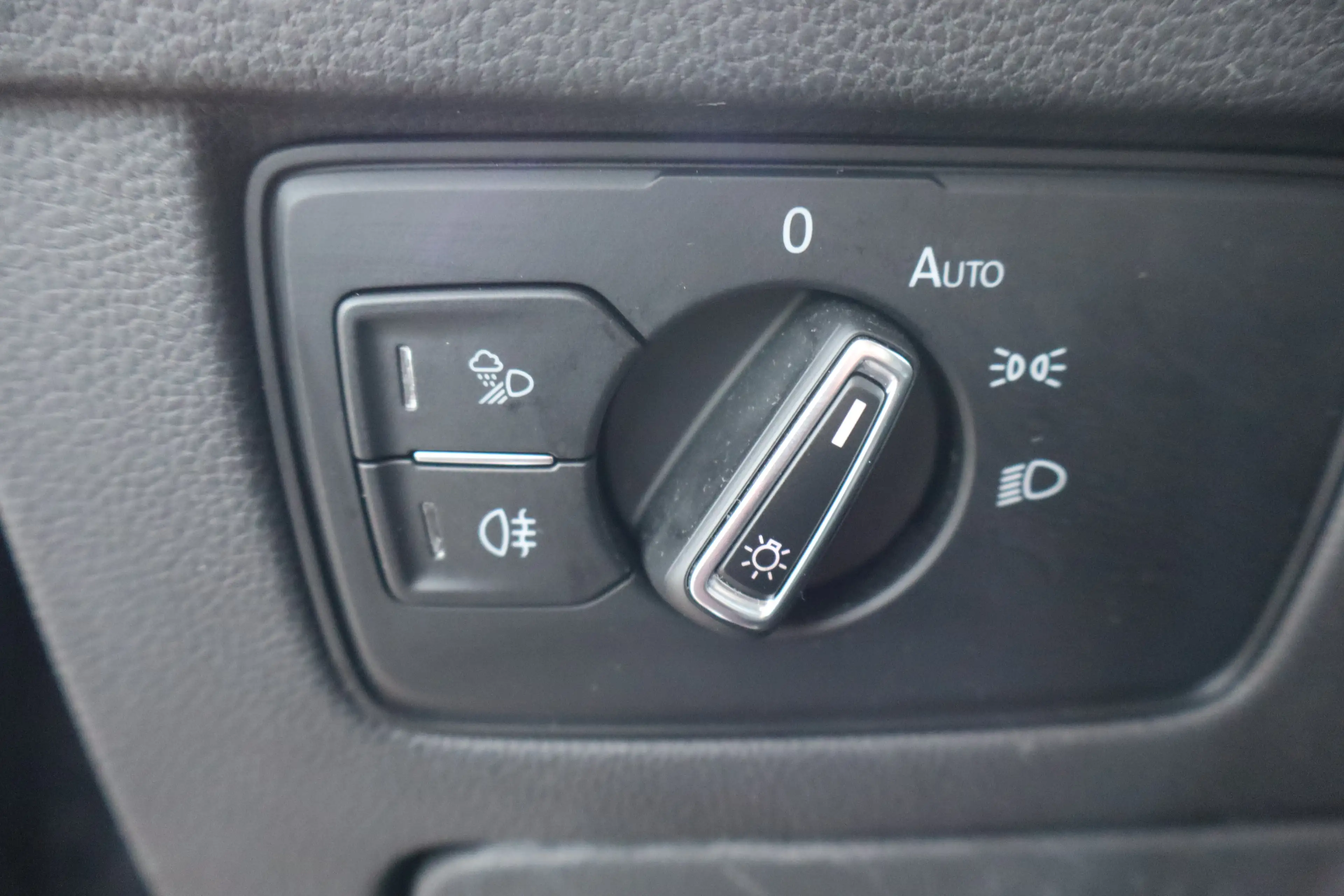 Volkswagen Arteon 1.4 TSI eHybrid R-Line Business+ 217PK | Apple Car — photo 9
