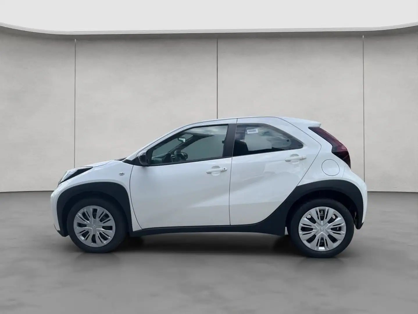 Toyota Aygo X X Play 53 kW, 5-türig Wit - 2