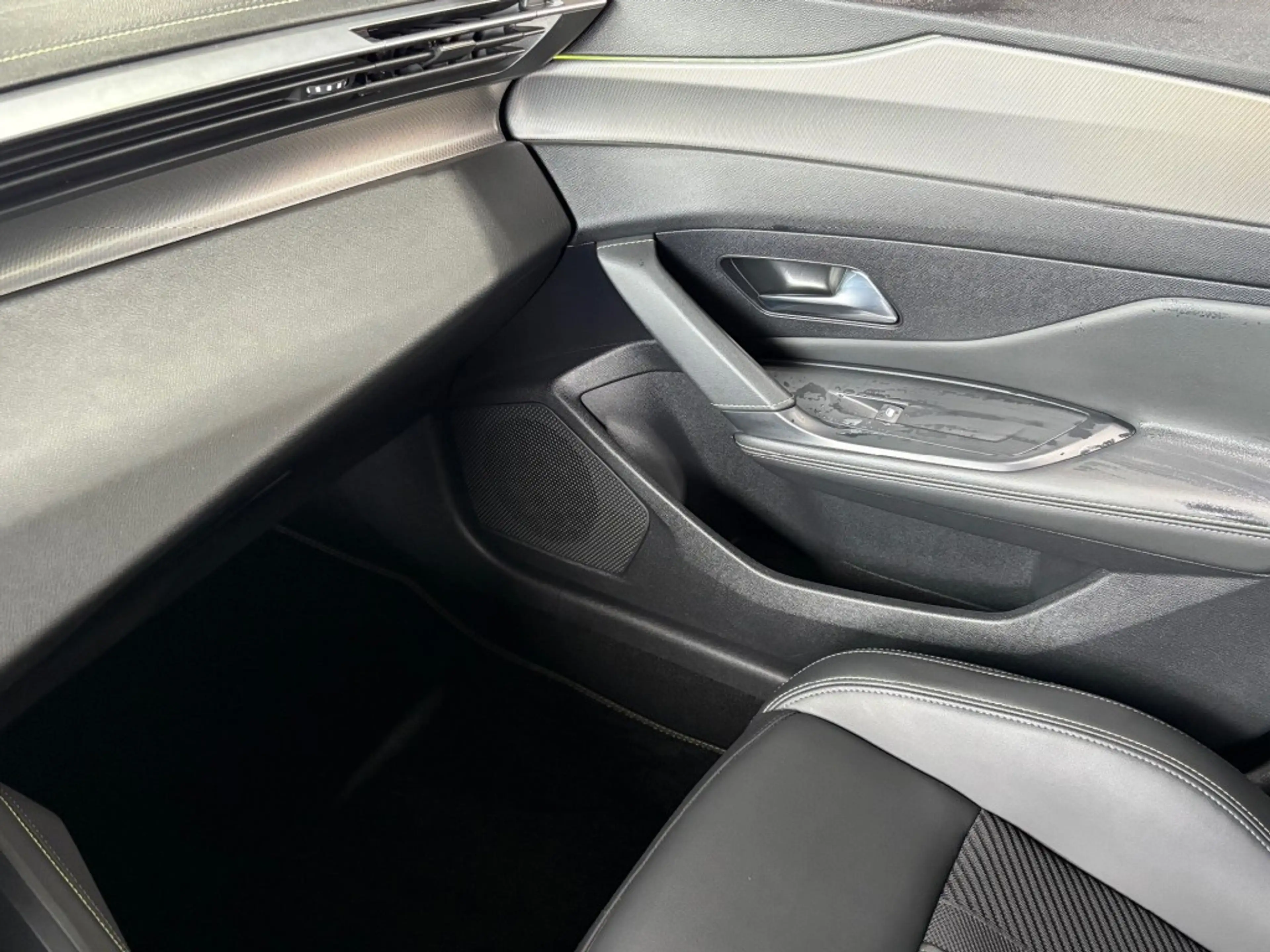 Peugeot 308 1.2 PURETECH 130PK AUT. GT PANO-DAK NAVI CAMERA CA — photo 16