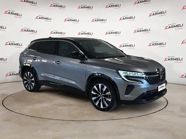 Renault Austral view 5