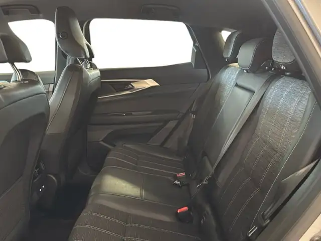 Renault Austral view 15