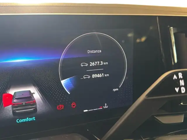 Renault Austral view 9