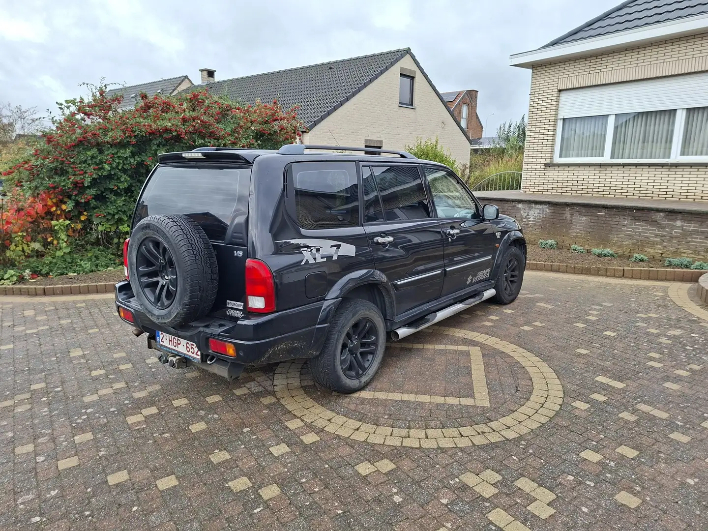 Suzuki Grand Vitara XL-7 2.7 V6 Edition Limitée A - 2
