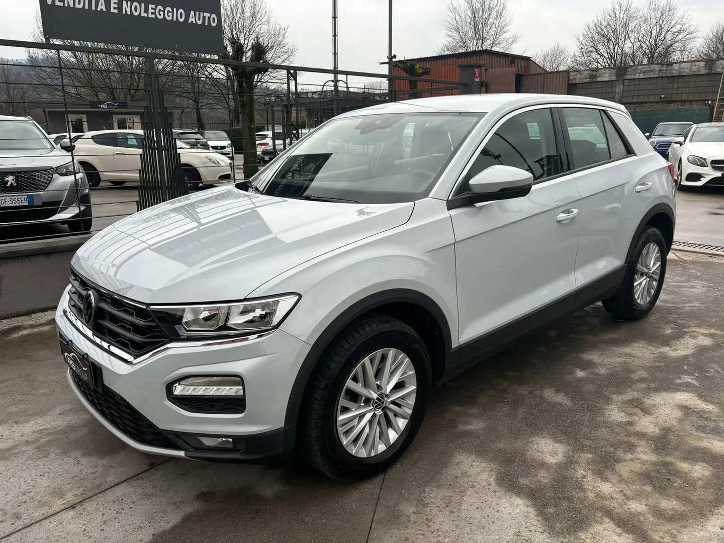 Volkswagen T-Roc T-Roc 2.0 tdi Style 150cv dsg Weiß - 1